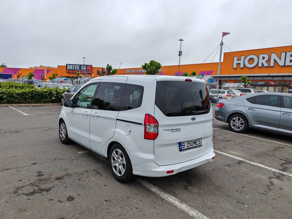 Ford Tourneo Courier decembrie 2016, 348 000 km, stare foarte buna