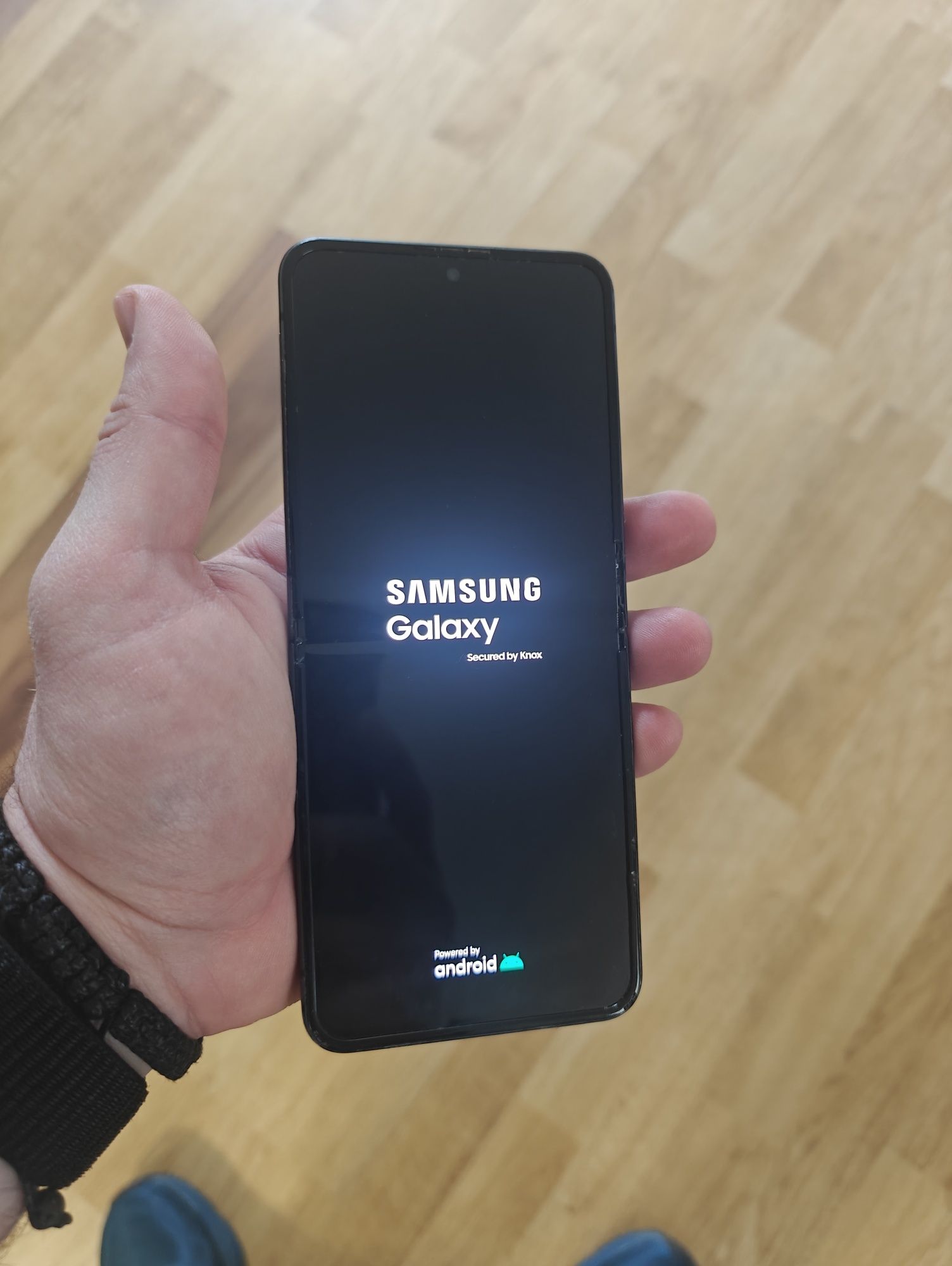 Samsung galaxy z flip 4 - 512gb