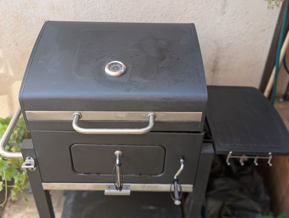 Grătar cu cărbuni Montreal, 117x66x107 cm, negru