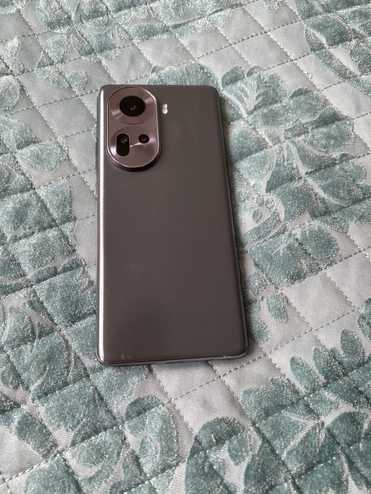 Oppo reno. 11 5G.  12/256