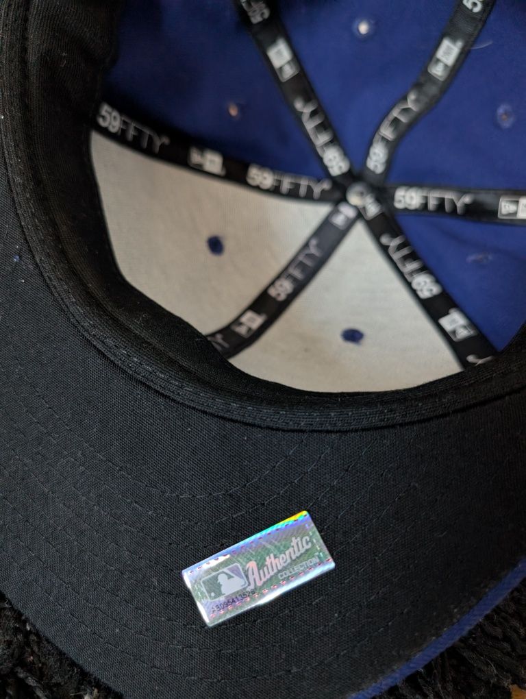 Шапка с козирка New Era