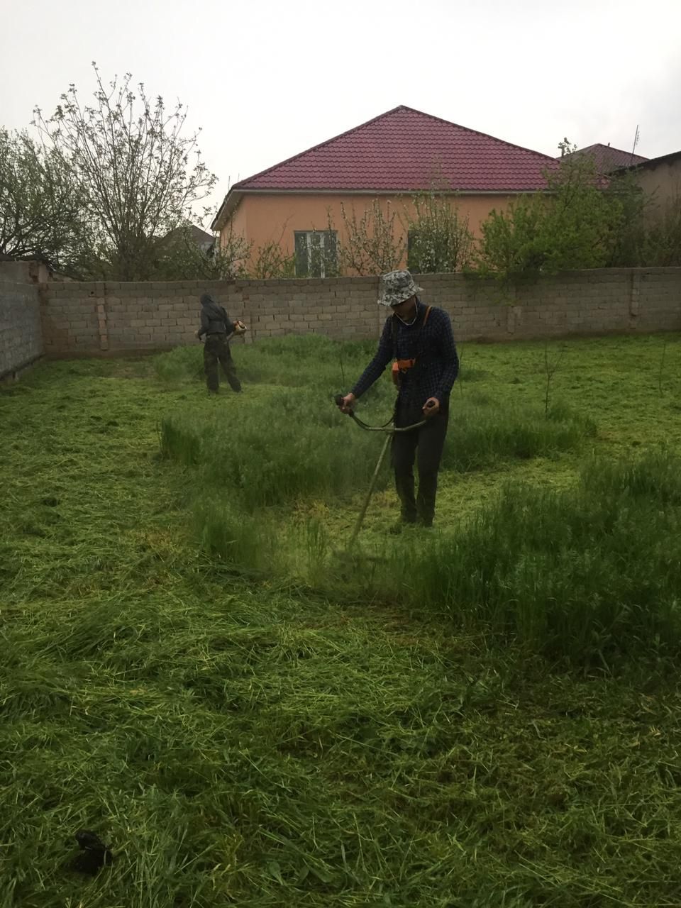 Косить траву.шоп ору Бригадамен