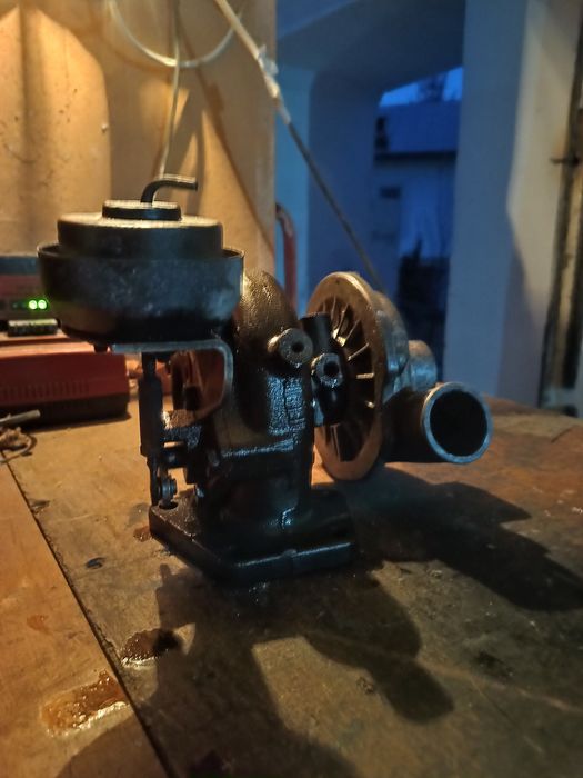 Vând turbina Mazda 6