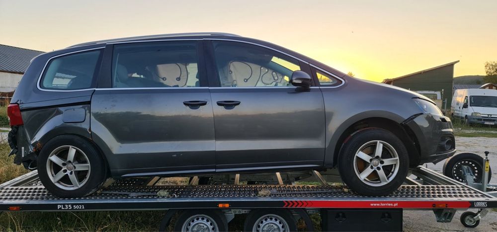 Seat Alhambra на части