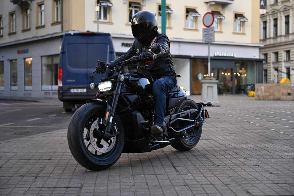 Vând HD Sportster S 1250cc