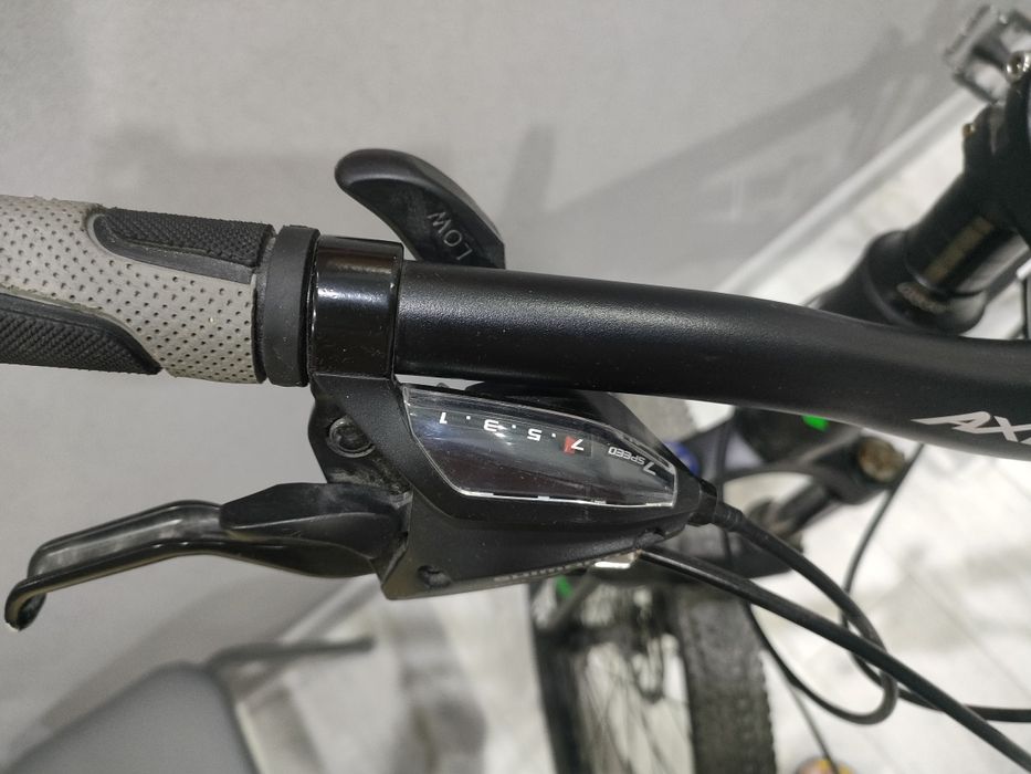 Продам велосипед Axis