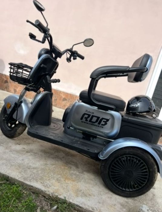 Scuter electric nou
