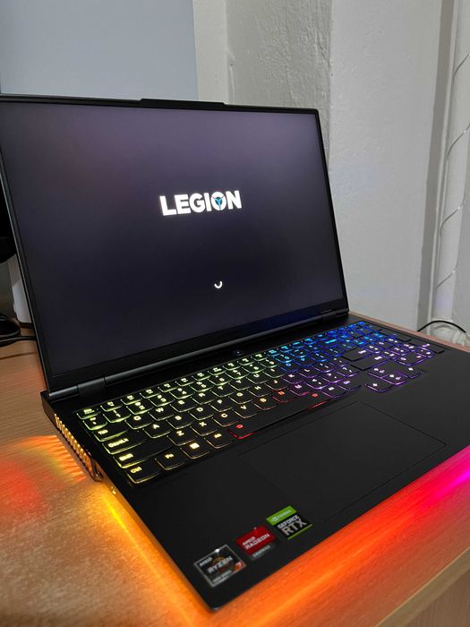 Lenovo Legion 7 16ACHg6 /Ryzen 7 5800H/RTX 3070/32GB RAM/1TB SSD