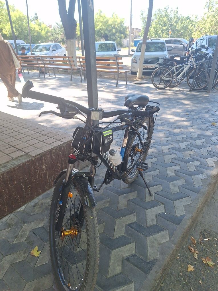 Velosiped yangi bir kun minilgan manzil chilonzor metroga yaqin joyda