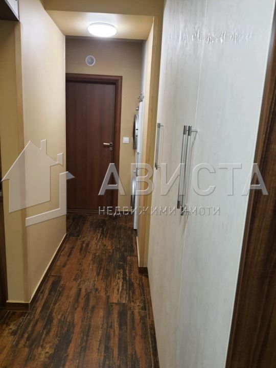 3-стаен в София-Център площ 86 цена 1000