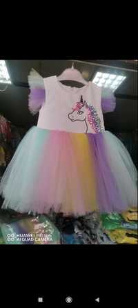Детска рокля с еднорог