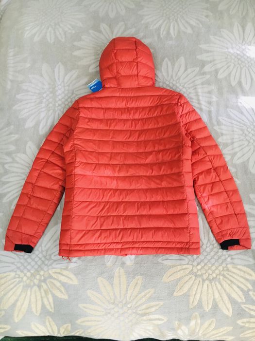 Оригинальный пуховик изUSA COLUMBIA яркокрасный цвет подарок бесплатно