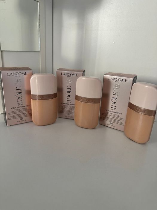 Fond de ten si tint ochii lamcome originale