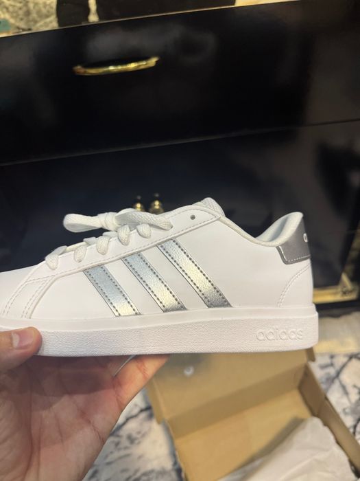 Оригинални Обувки