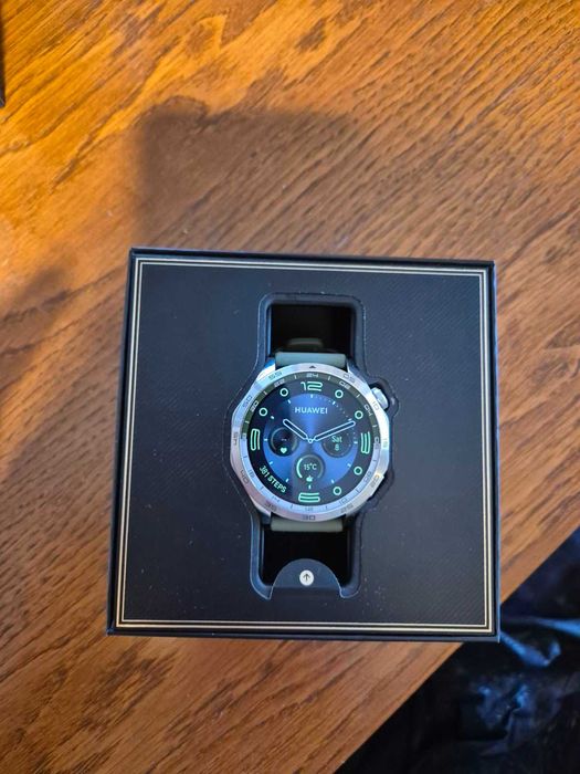 Смарт часовник Huawei watch Gt4
