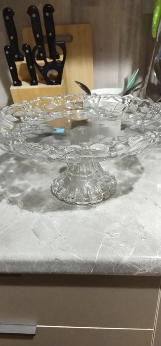 Отдам бесплатно посуду