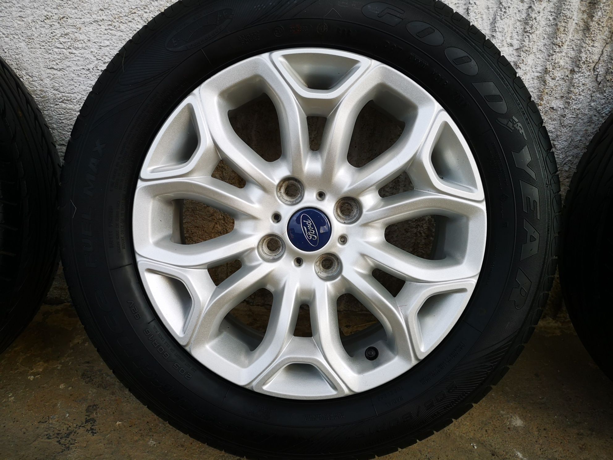 17 ) Jante r16 4x108 Ford Fiesta 205 60 16