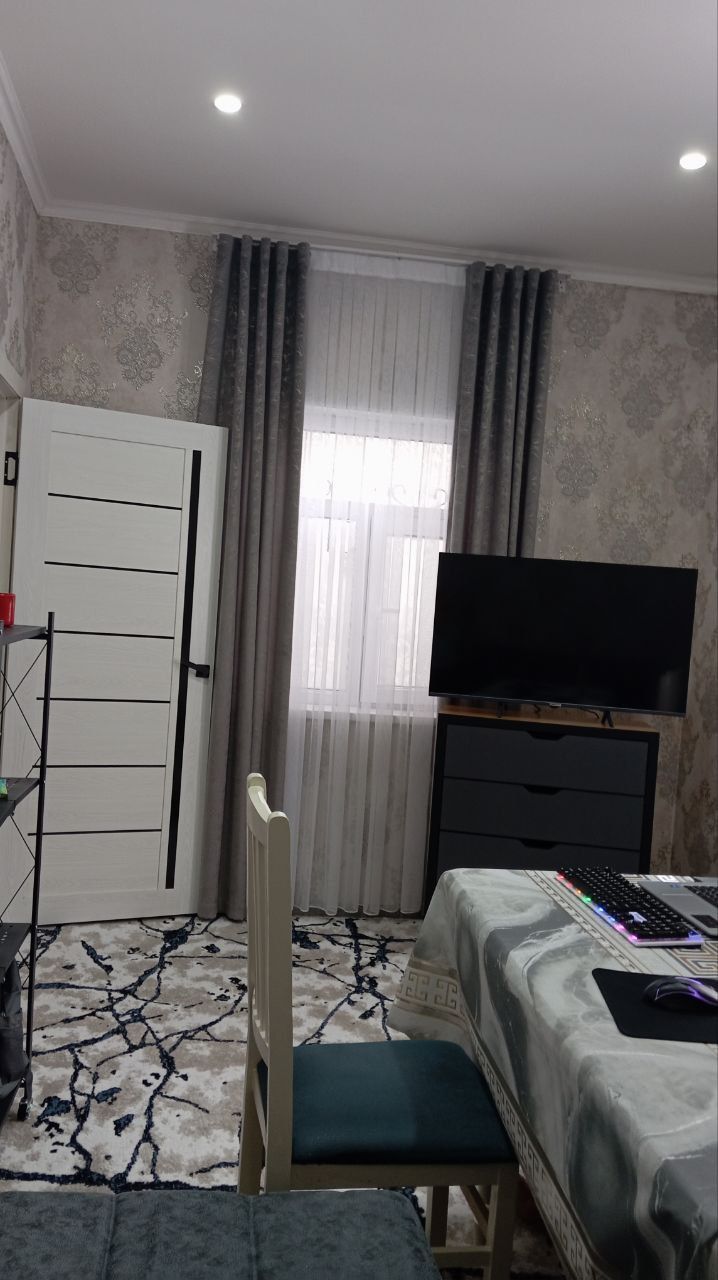 Продам свой 2-х комнатный дом с евро ремонтом, мебель+техника
