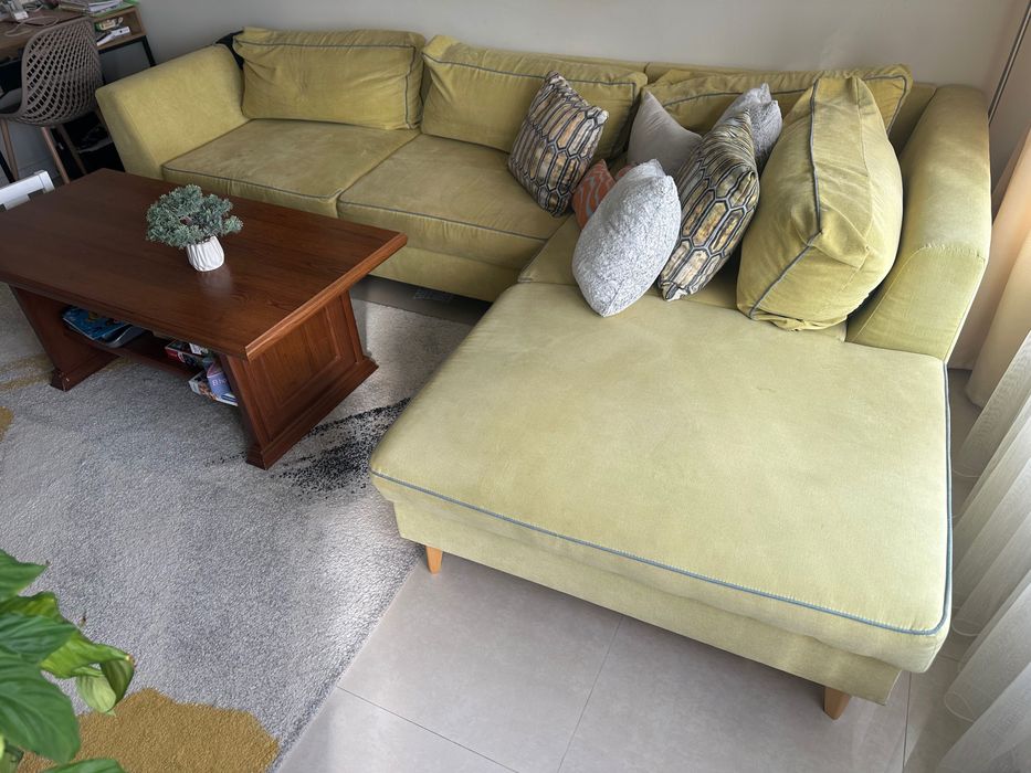 Диван голям за всекидневна