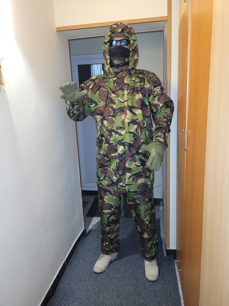 Costum militar intemperii ripstop