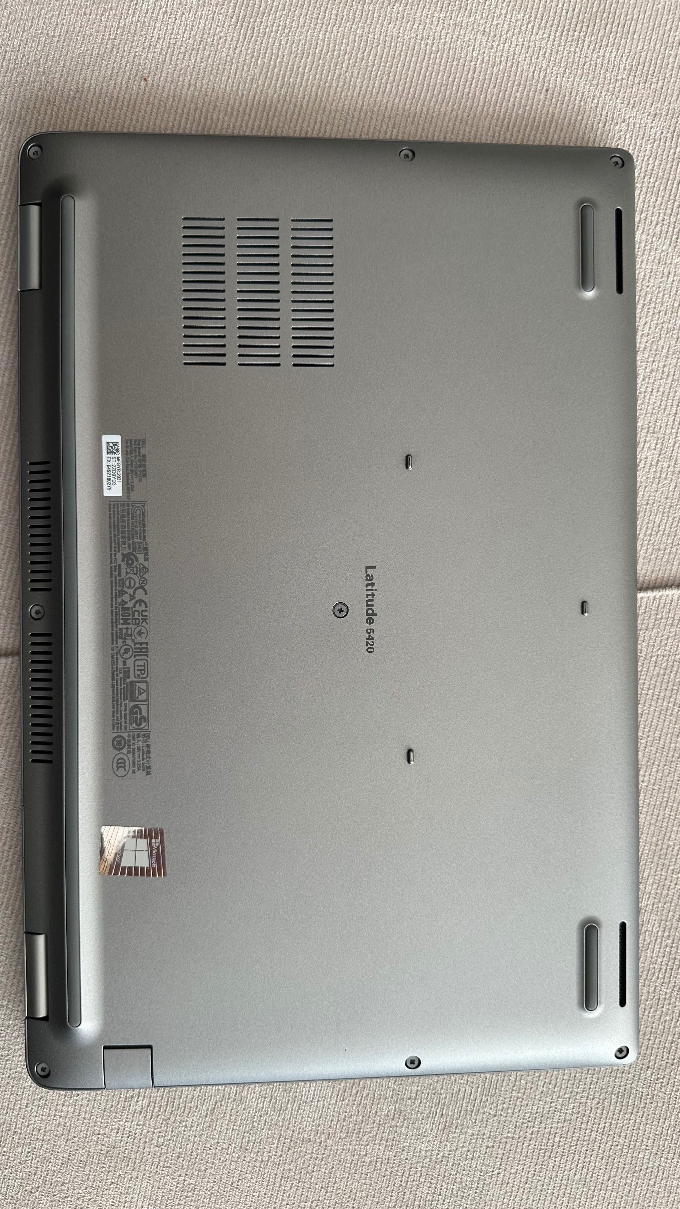 Лаптоп Dell Latitude 5420 / i5-1135G7 / 16GB / 256GB NVMe