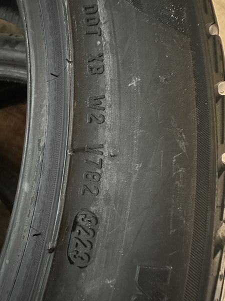 245/45/19 PIRELLI 4бр