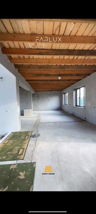 Hovli uy sotiladi Farg'onada istiqlol stadioni oldida