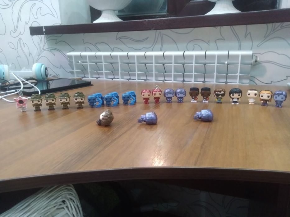 Kinder Joy Sranger Things!