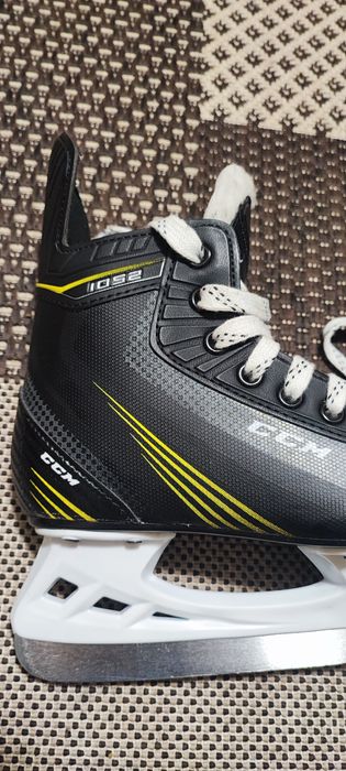 Patine hochei CCM 1052 , marime 32