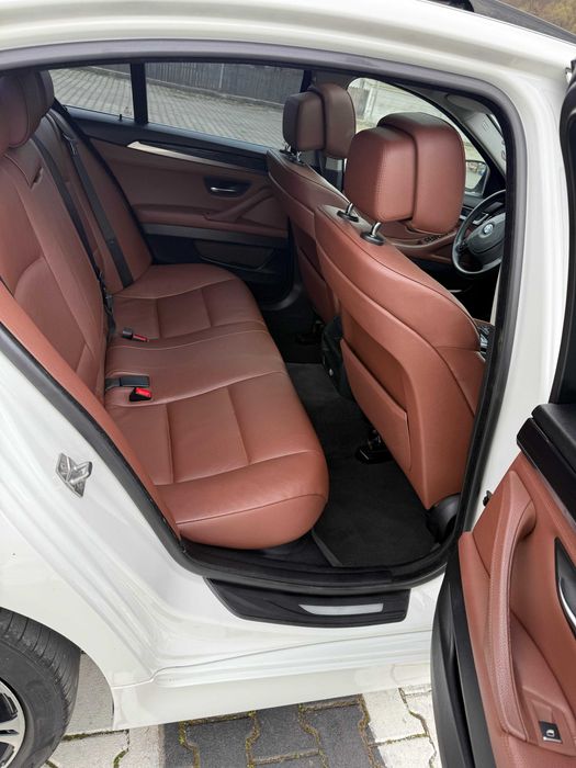 BMW SERIA 5 F10 520D