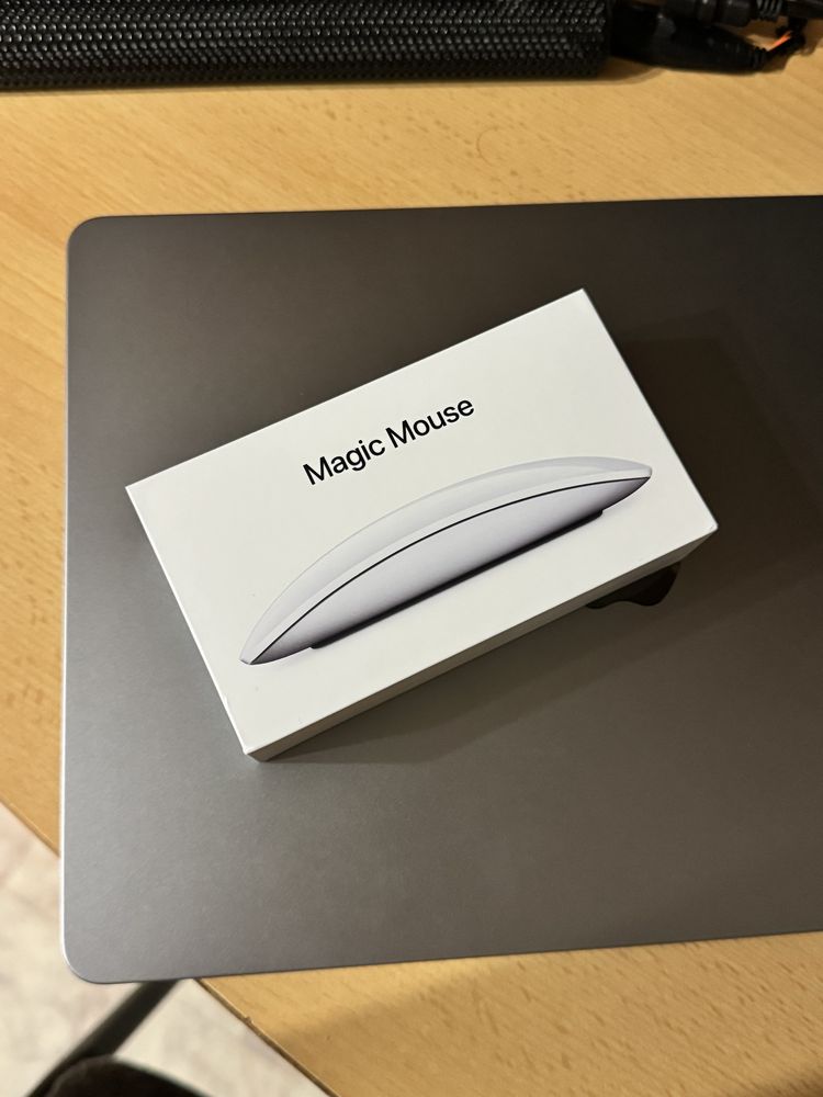 Продаю Мышку от Apple Magic Mouse 1 белого цвета