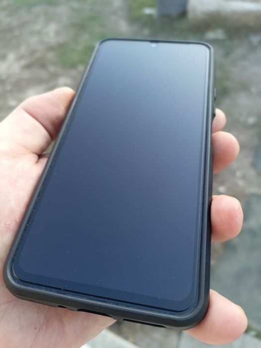 Продам новый Redmi 13C