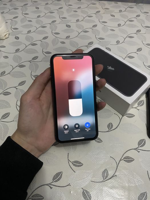 Продам Айфон 11 128gb 100%
