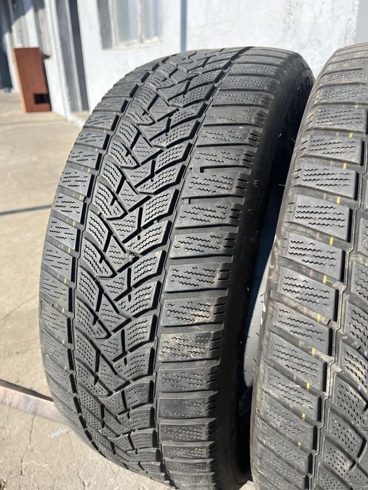 2 бр. зимни гуми 205/55/16 Dunlop DOT 3317 4,5-5 mm