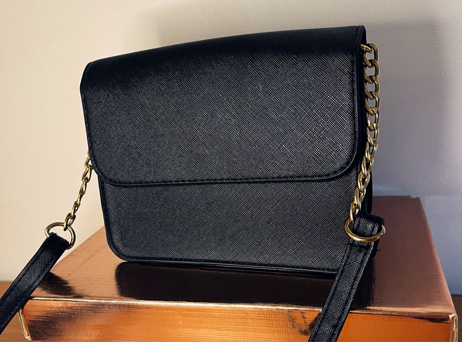 Продавам дамски чанти