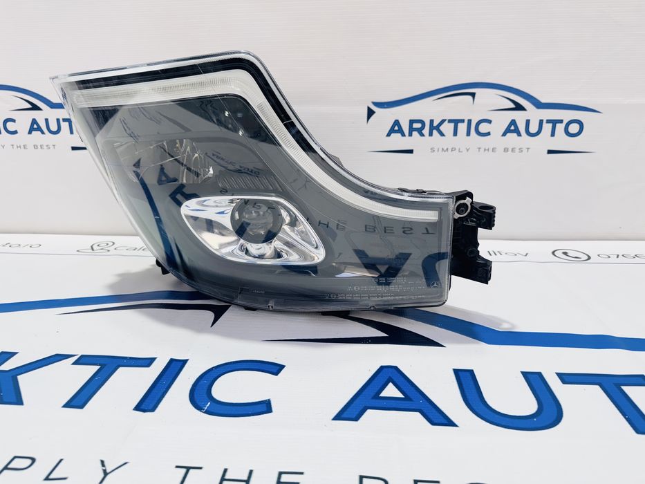 Far dreapta led Mercedes Actros dupa 2020 cod A9618200959