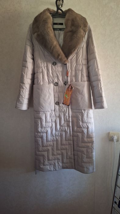 Продается женский стеганка.