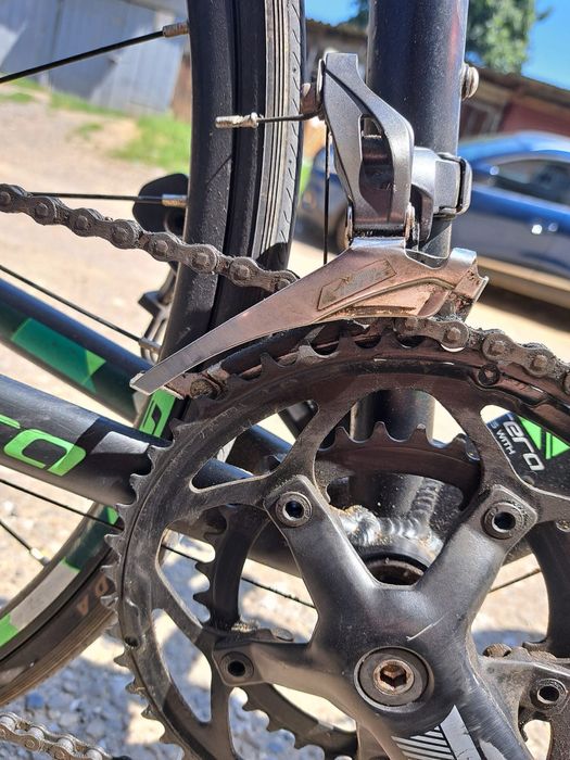 Vând bicicletă Carrera Vanquish