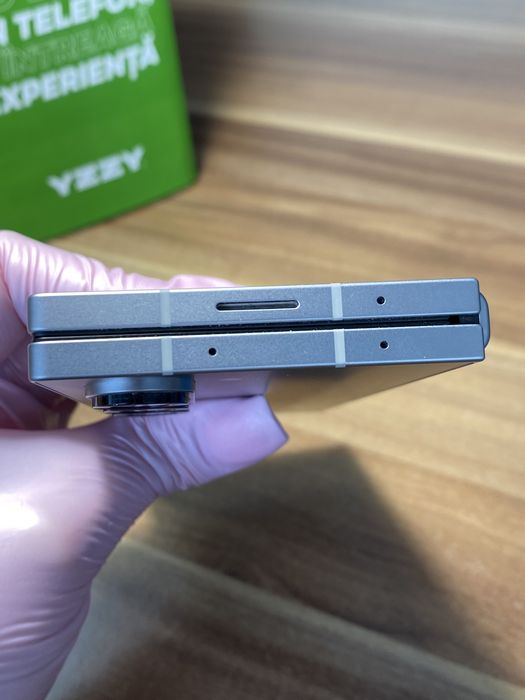 Samsung Galaxy Z Fold 6 / Garanție 12 luni / 256 Gb / Foarte bun