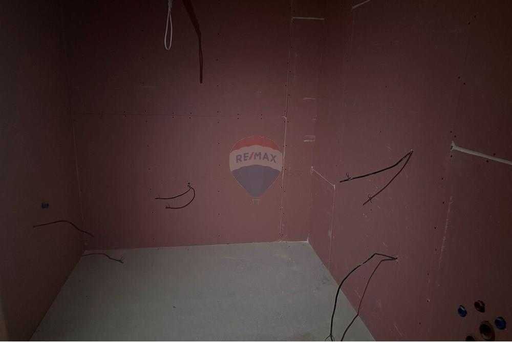 Двустаен разширен апартамент