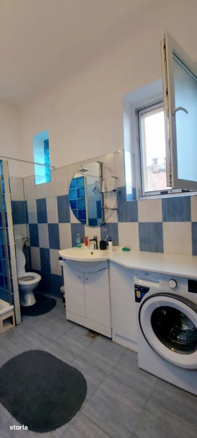 Apartament de vanzare 3 camere centru, strada Croitorilor