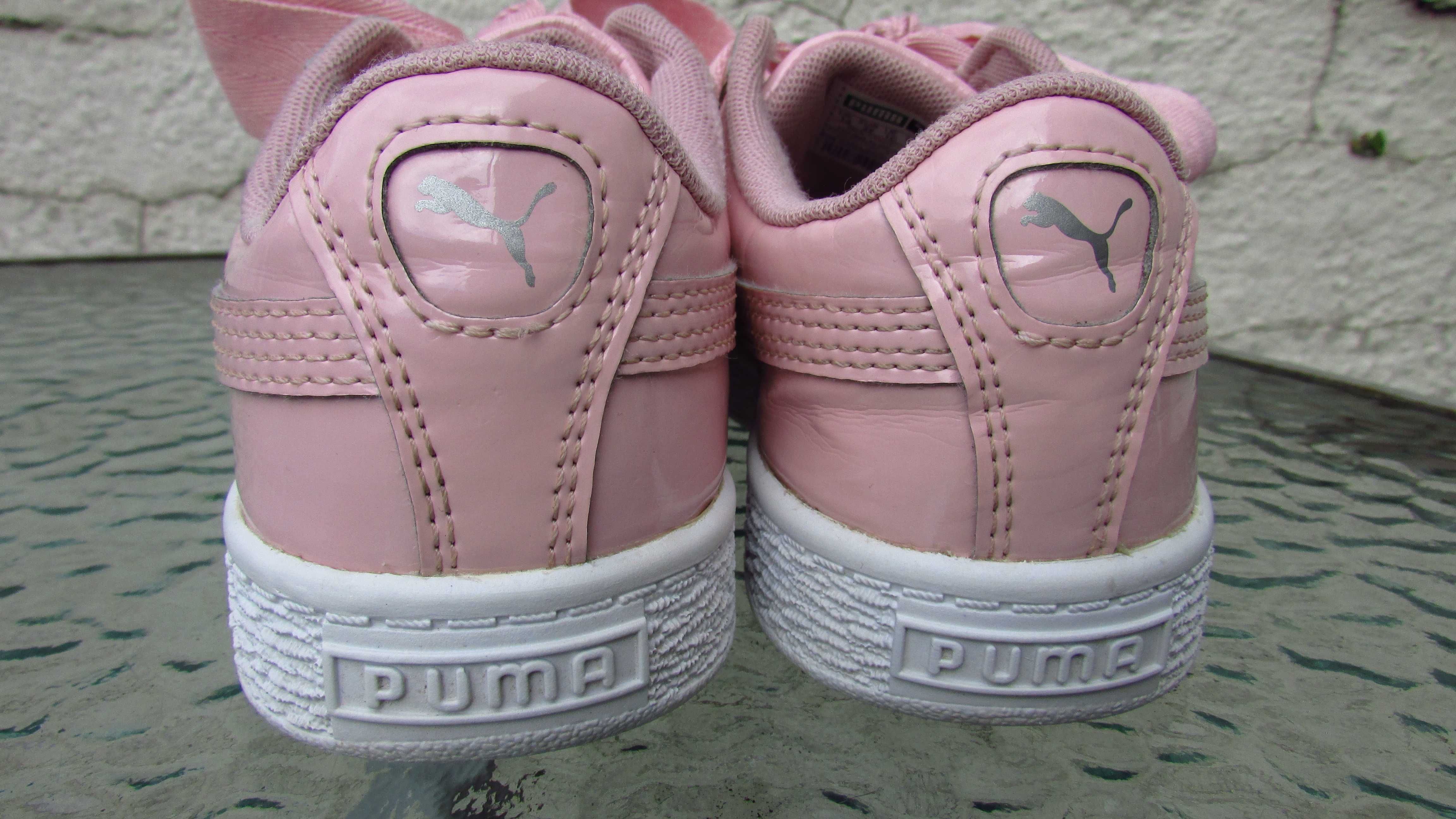 Детски маратонки Puma Basket Heart Patent