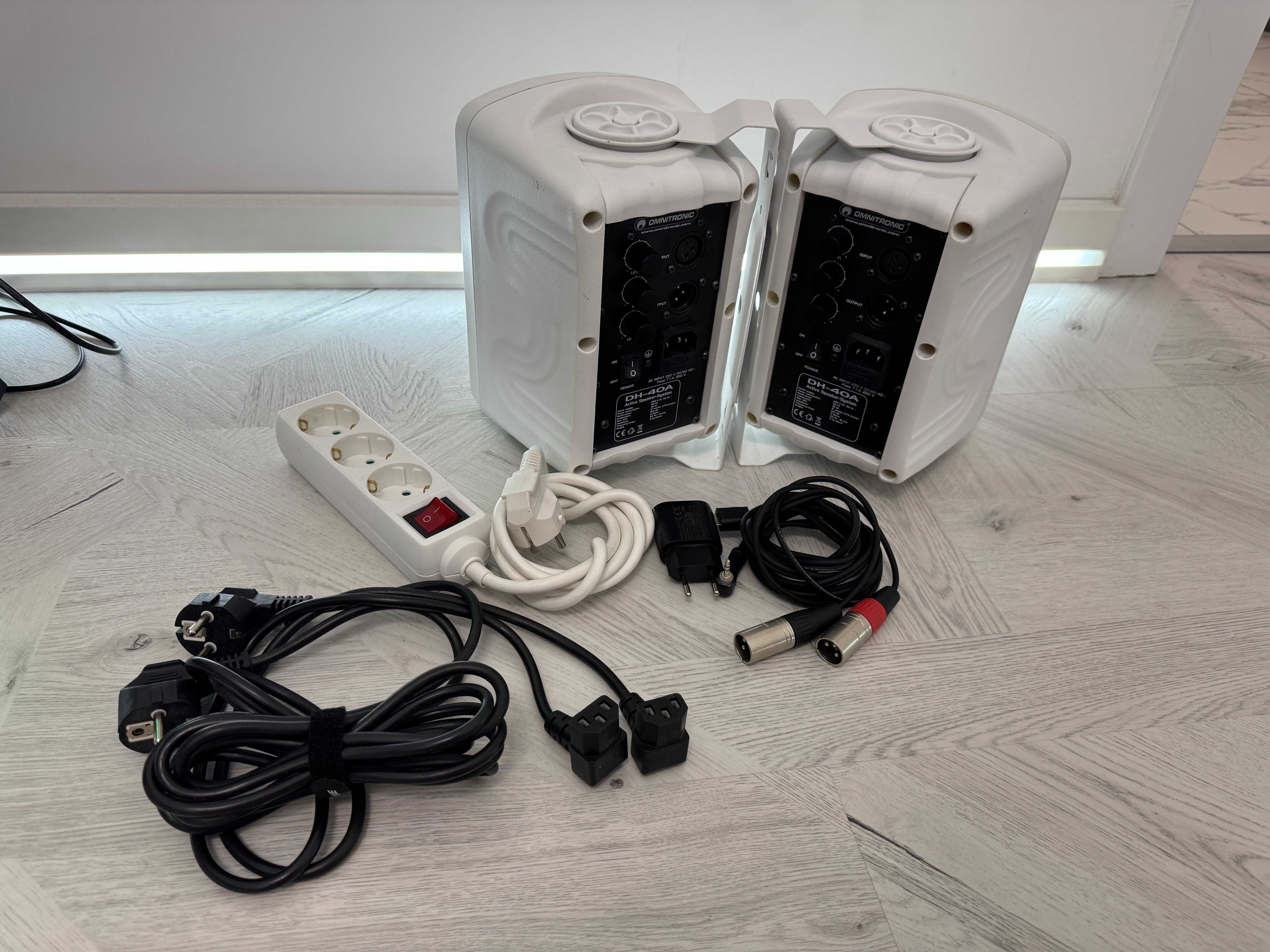 Omnitronic DH-40A активни колони – комплект