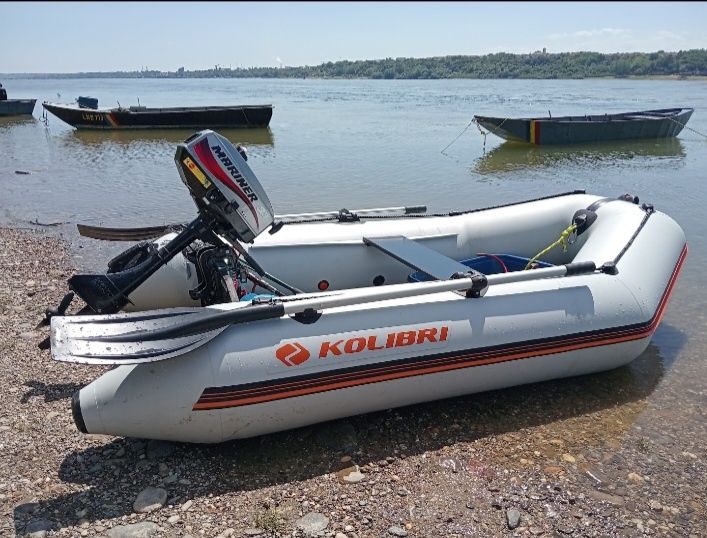 Vând:Kolibri an 2025 L=2.70 l=1.44 & Marriner an 2005 3.3CP, pret:750€