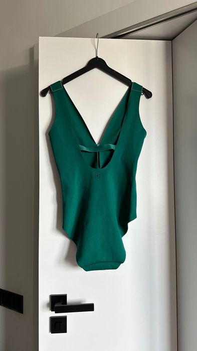 Wolford - costum de baie modelator XS / Preț inițial = 200€ = 1000 lei