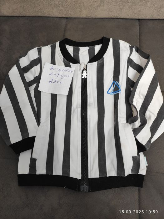 Курточка джинсовая,ветровочки от2-7 лет