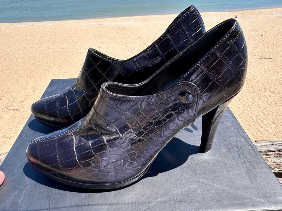 FURLA боти естествена кожа 40