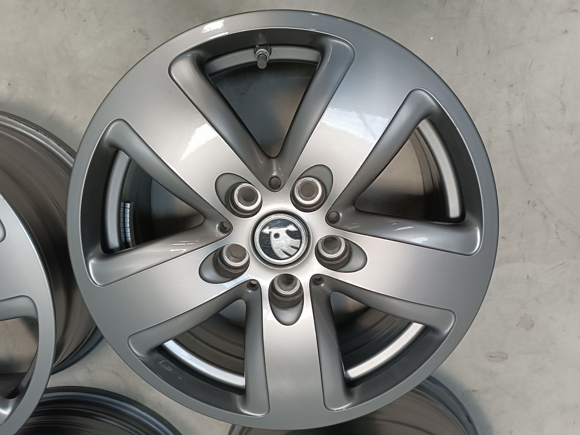 Jante aliaj 5x112 R16 Vw Golf Jetta Passat Skoda