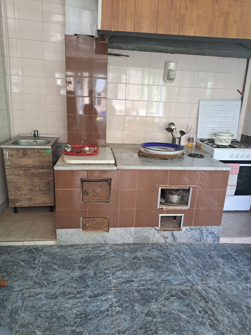Продаётся участок 8 соток Зангиота