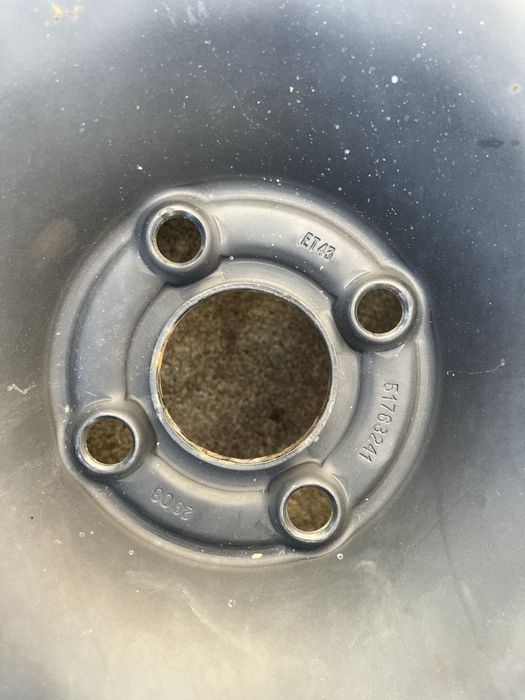 Зимни гуми Bridgestone 195/65/15 4х100 с джанти